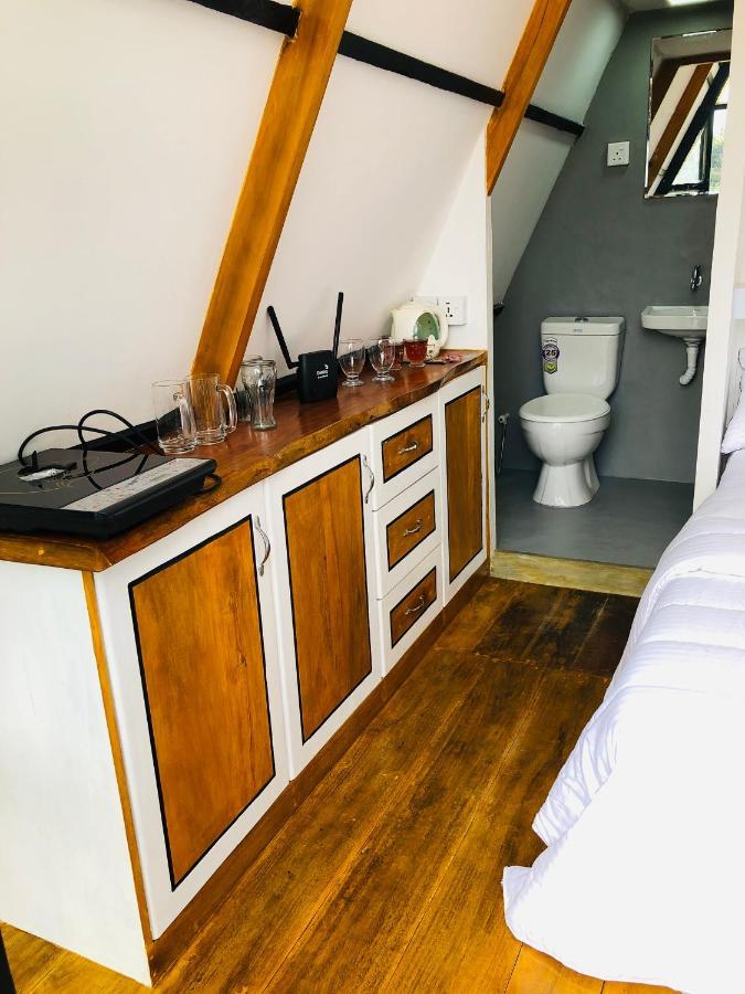 The We2 "Wildwood Elegance Escape" Bed & Breakfast Induruwa Luaran gambar