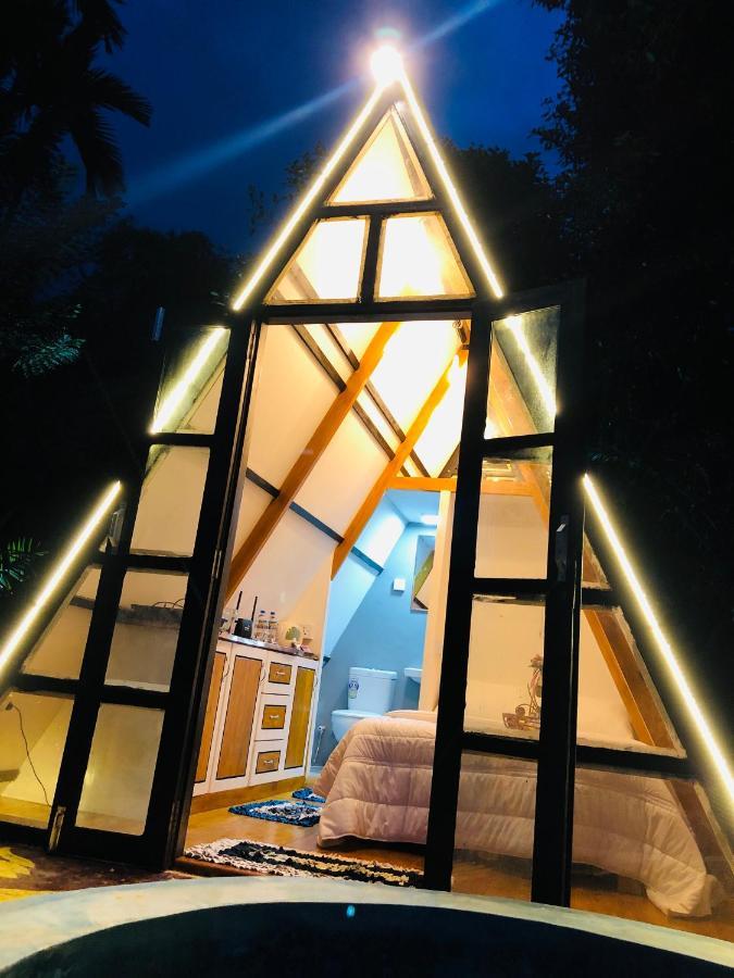The We2 "Wildwood Elegance Escape" Bed & Breakfast Induruwa Luaran gambar