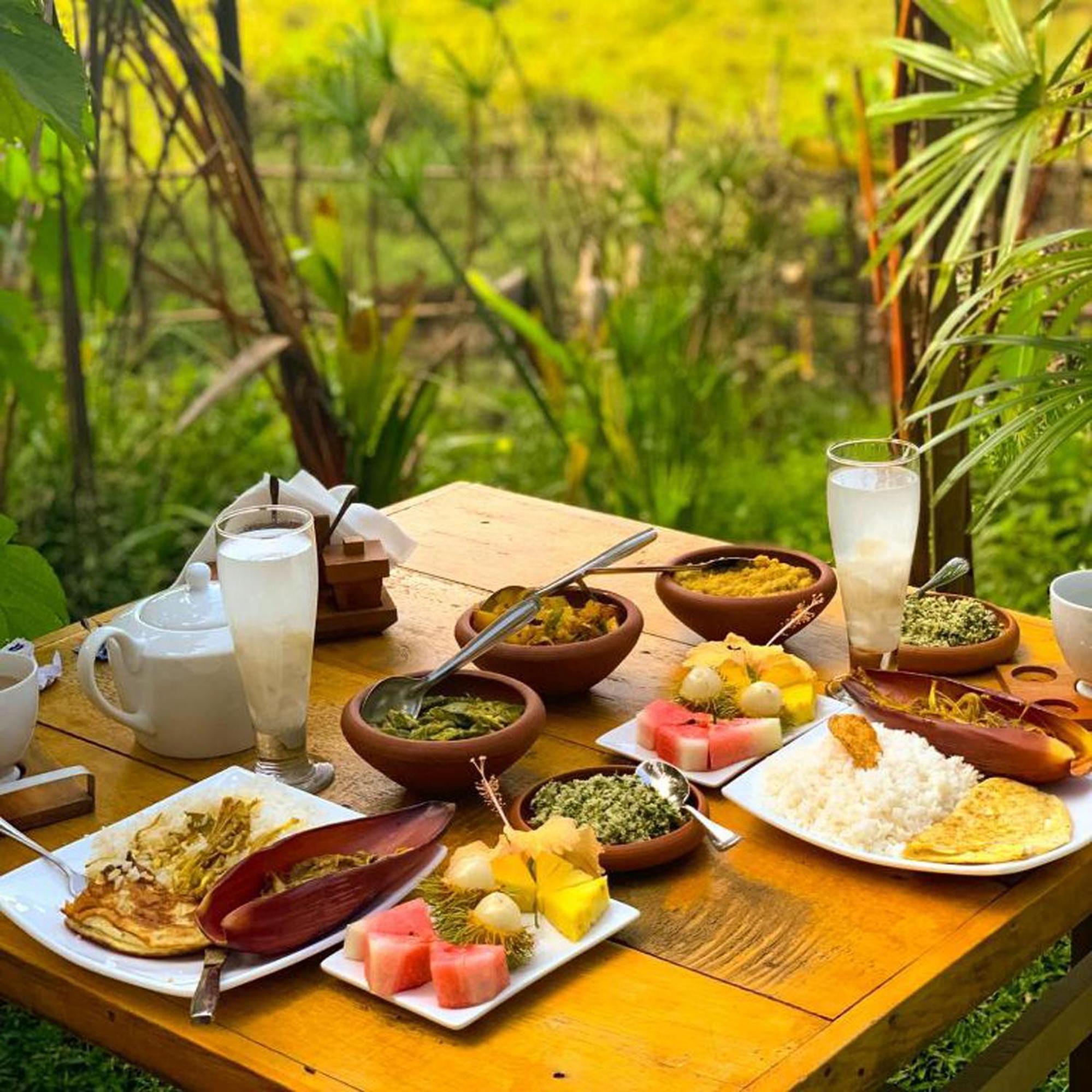 The We2 "Wildwood Elegance Escape" Bed & Breakfast Induruwa Luaran gambar